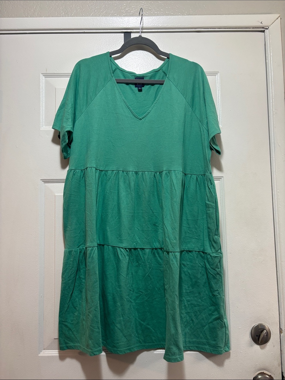 GAP Green V-Neck Tiered Knee Length Dress